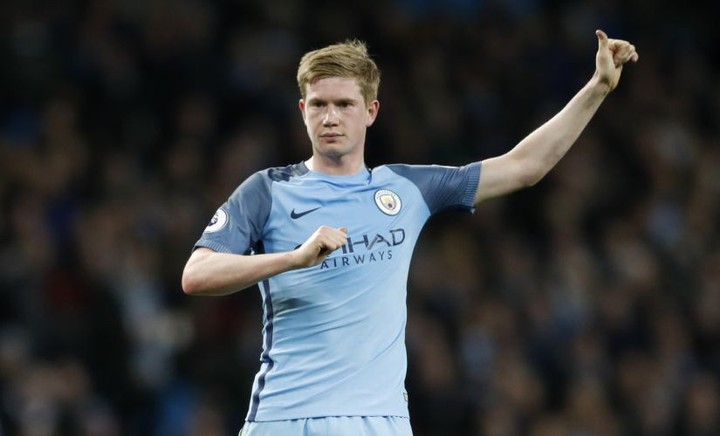 De Bruyne dostal lukratívnu ponuku. Opustí v zime Manchester City?